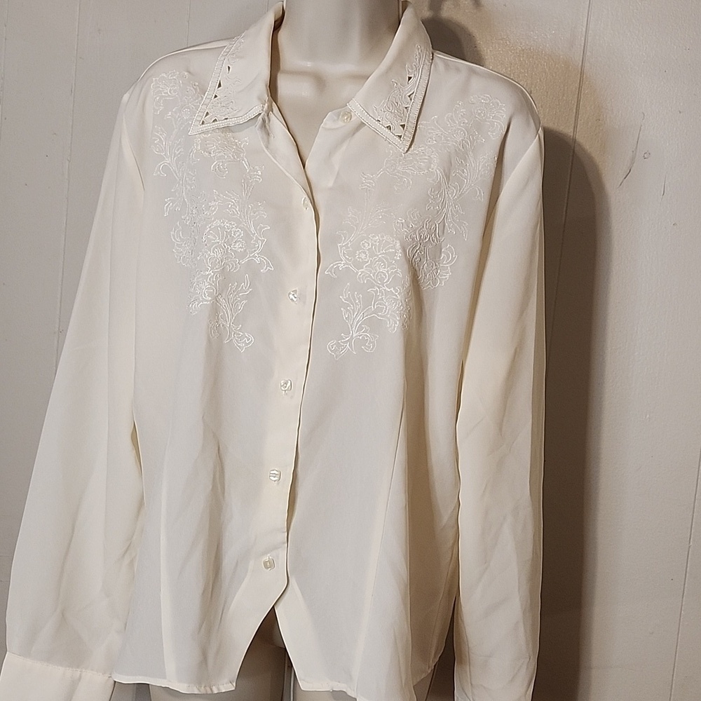 Karen Scott Classic White Top